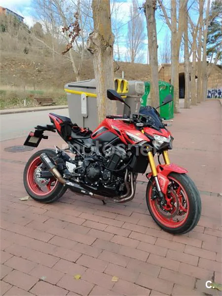 Kawasaki Z 900 – Vista 8