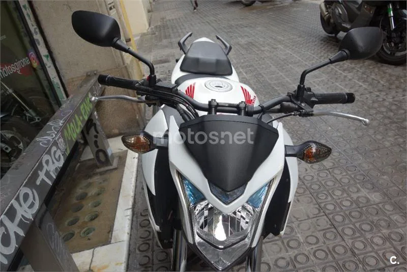 Honda CB 500 F – Vista 8