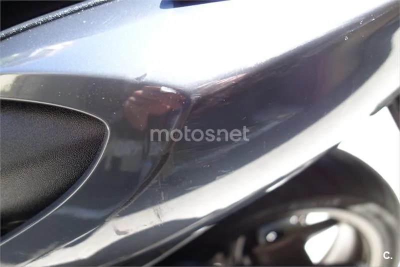 Yamaha TMAX – Vista 17