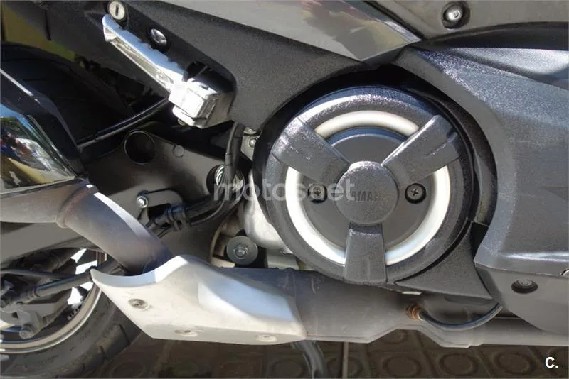Yamaha TMAX – Vista 5