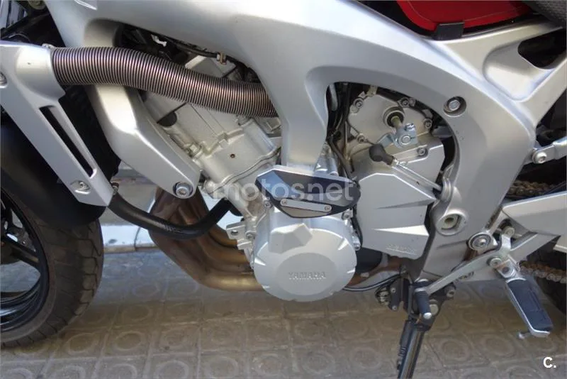 Yamaha FZ6 – Vista 17