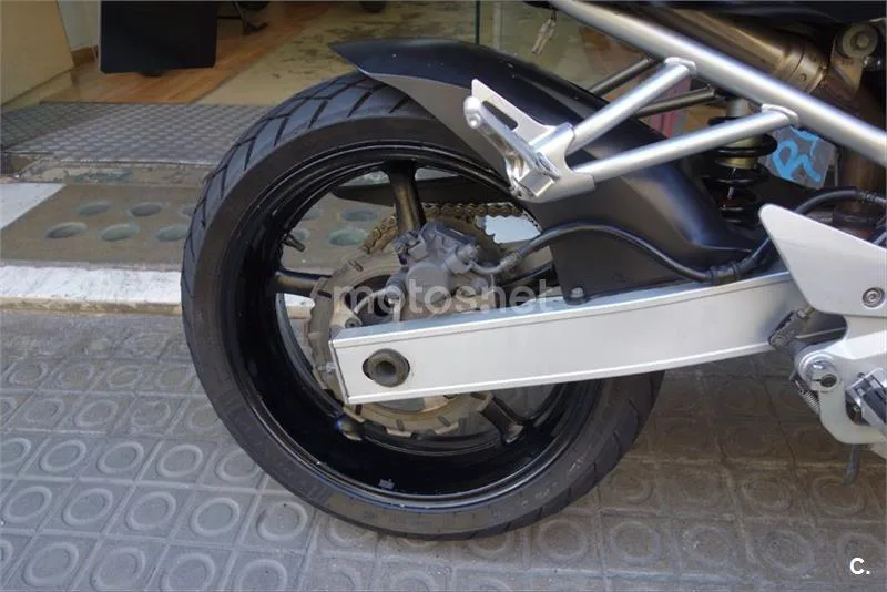 Yamaha FZ6 – Vista 4