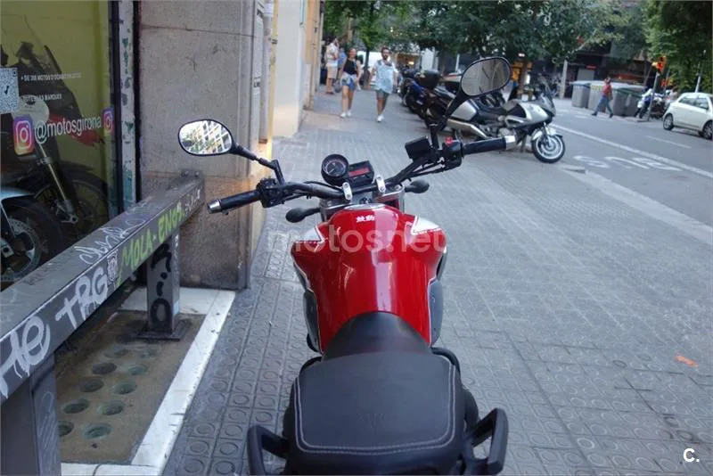 Yamaha MT-03 – Vista 6