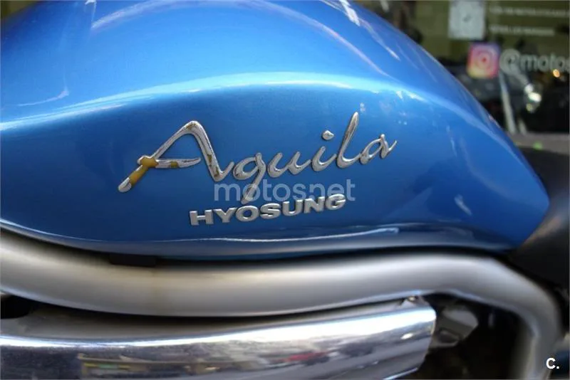 Hyosung Aquila GV 650 – Vista 13