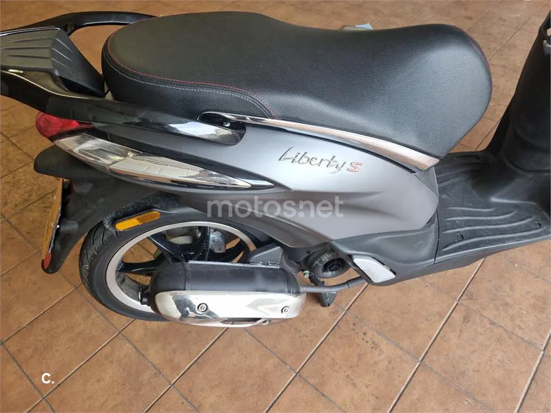 Piaggio LIBERTY 50 – Vista 6