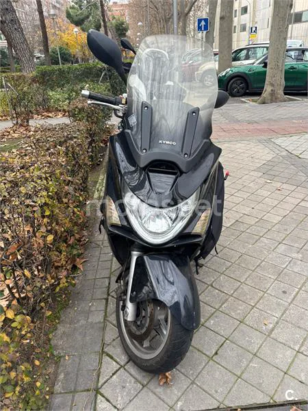 Kymco Xciting 500 – Vista 3