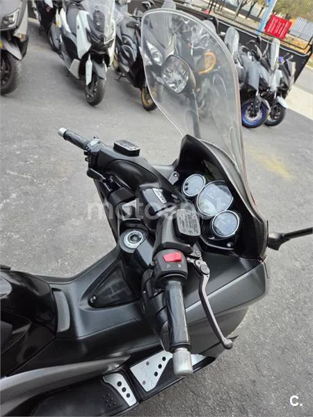 Yamaha TMAX 500 – Vista 8