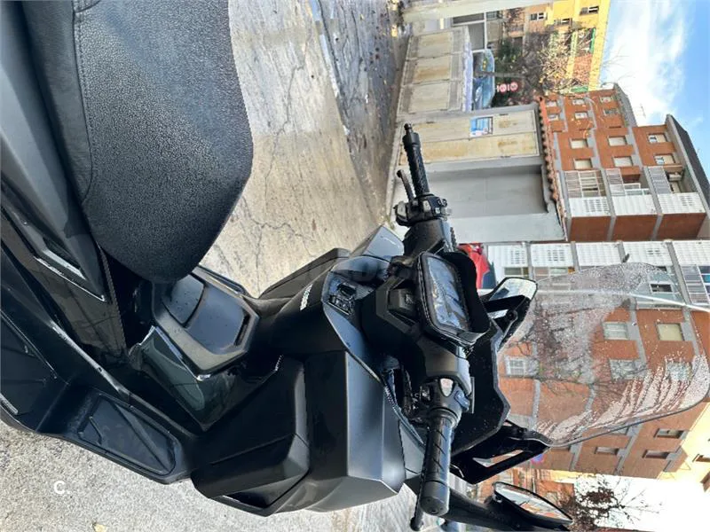Honda Forza 125 – Vista 3