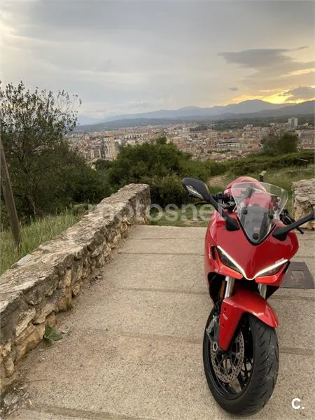 Ducati SuperSport – Vista 3