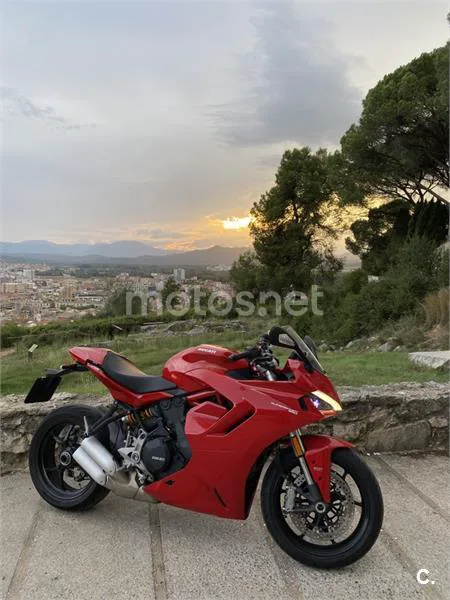 Ducati SuperSport – Vista 4