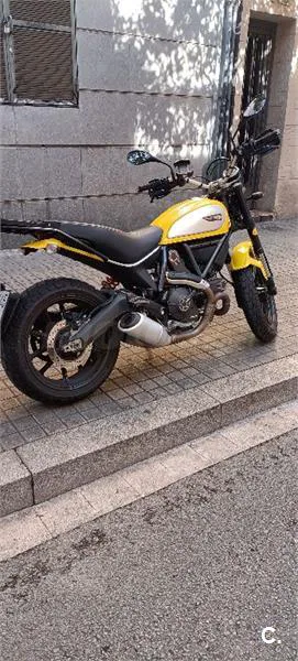 Ducati Hypermotard – Vista 5