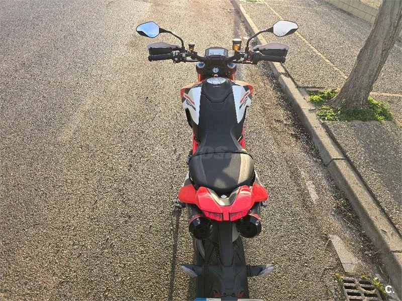 Ducati Hypermotard – Vista 5
