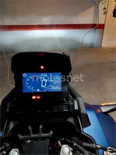 Honda ADV 350 – Vista 5