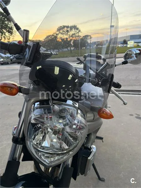 Yamaha FZ6 S – Vista 8