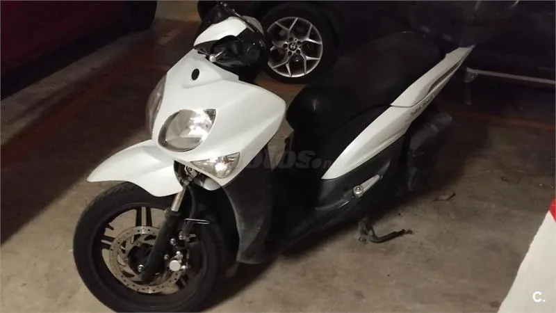 Yamaha X enter 125 – Vista 3