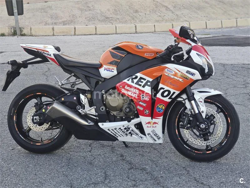 Honda CBR 1000RR Fireblade – Vista 8