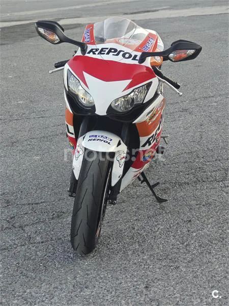 Honda CBR 1000RR Fireblade – Vista 9
