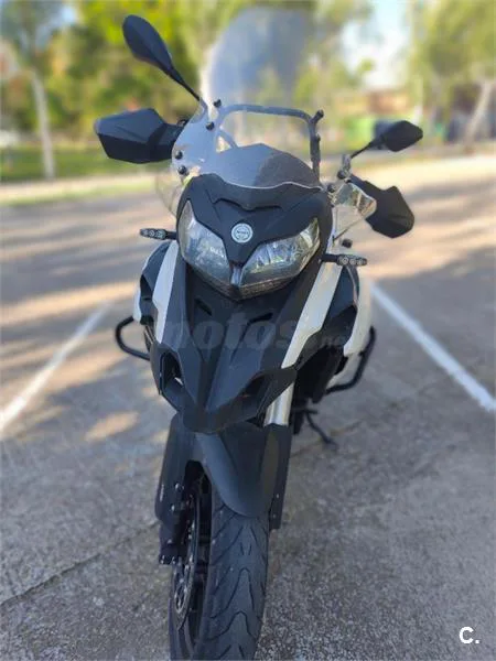 Benelli TRK 502 – Vista 4