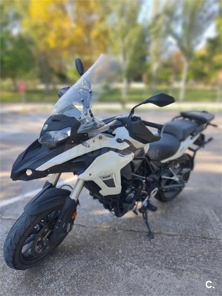 Benelli TRK 502 – Vista 5