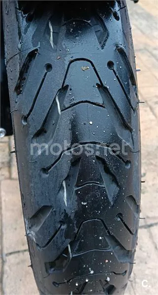 Suzuki V-Strom 650 – Vista 4