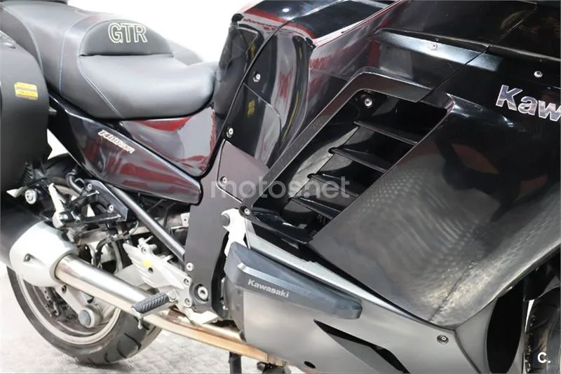 Kawasaki 1400GTR – Vista 12