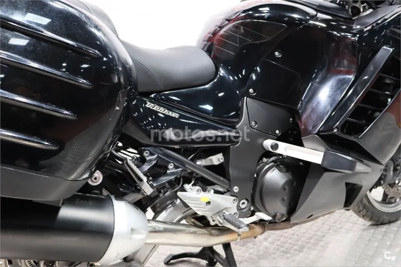 Kawasaki 1400GTR – Vista 15
