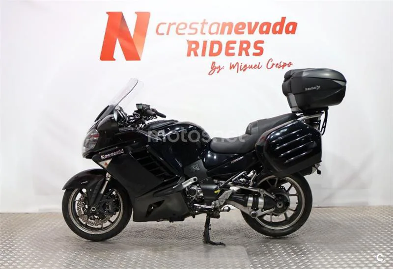 Kawasaki 1400GTR – Vista 3