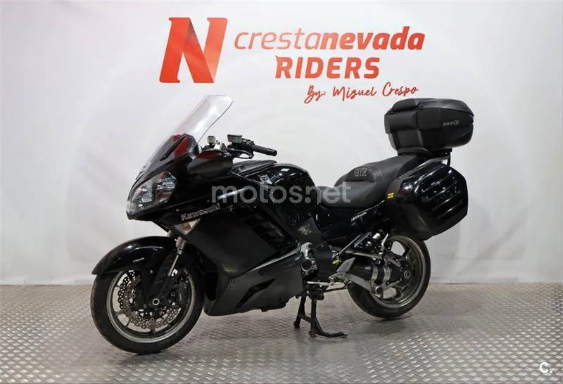 Kawasaki 1400GTR – Vista 4