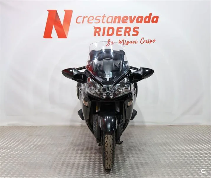 Kawasaki 1400GTR – Vista 5