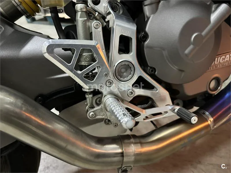 Ducati Monster 821 – Vista 34