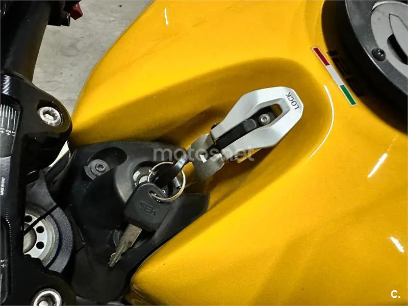 Ducati Monster 821 – Vista 8