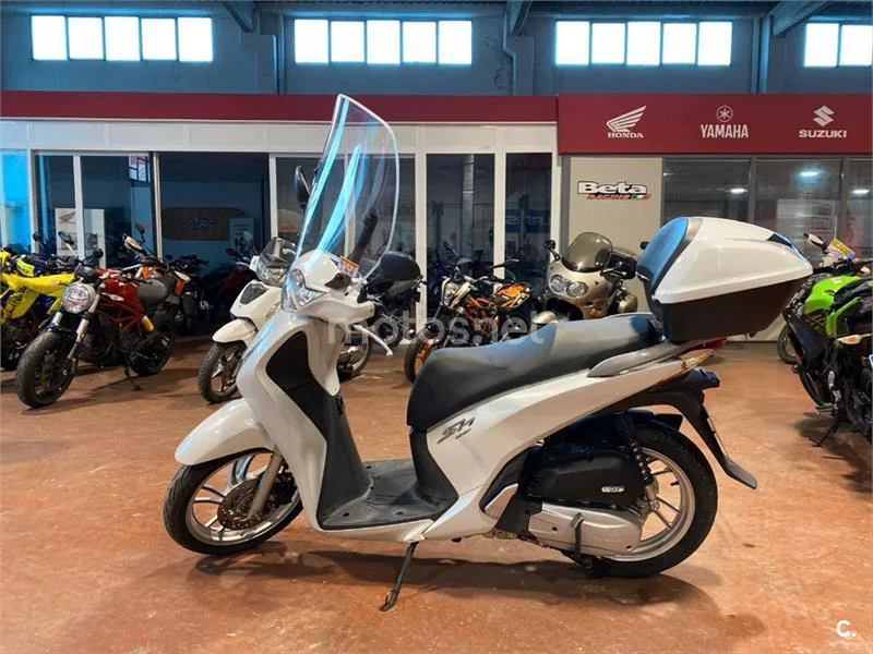 Honda SH 125i – Vista 8