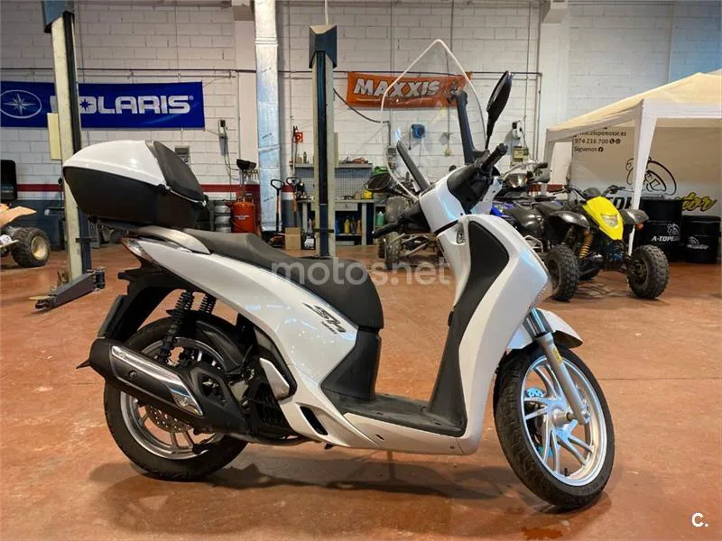 Honda SH 125i – Vista 10