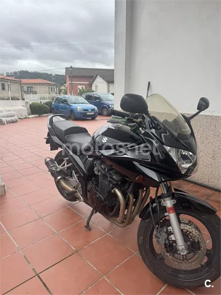 Suzuki Bandit 650 S – Vista 3