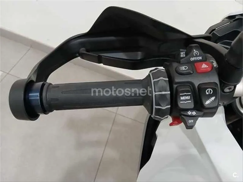 BMW F 900 XR – Vista 7