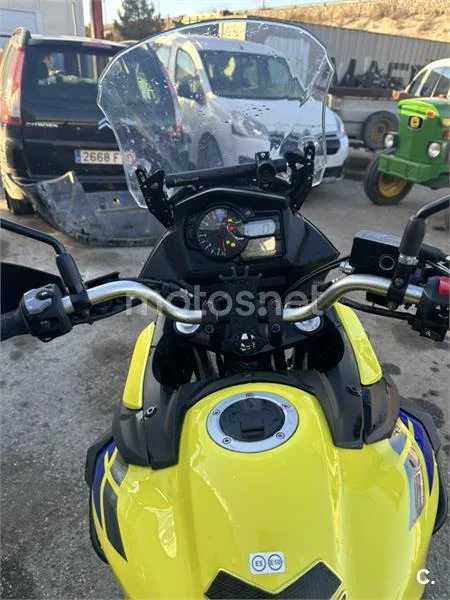 Suzuki V-Strom 650 XT – Vista 11