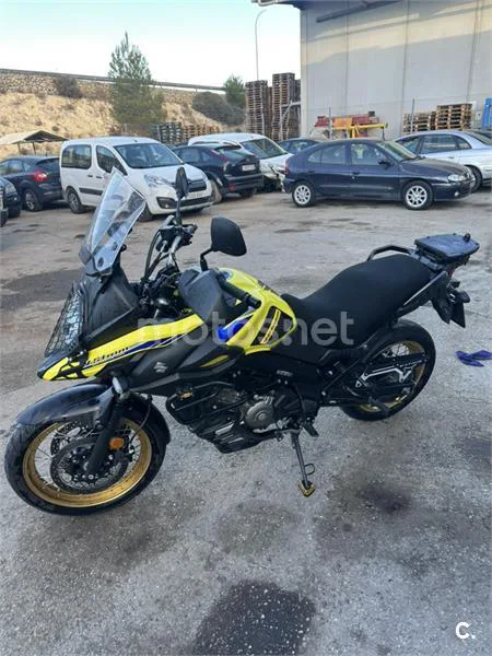 Suzuki V-Strom 650 XT – Vista 3