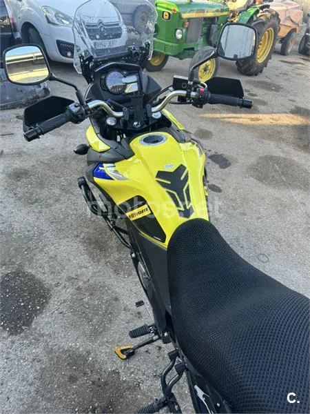 Suzuki V-Strom 650 XT – Vista 9