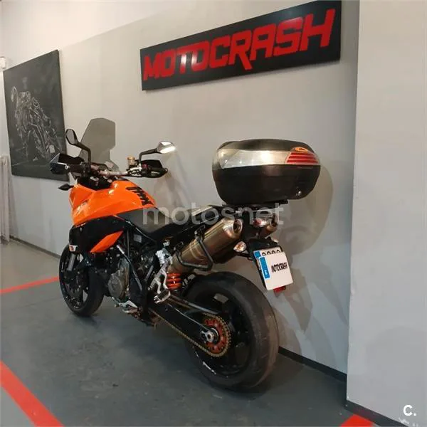 KTM 990 SM – Vista 5