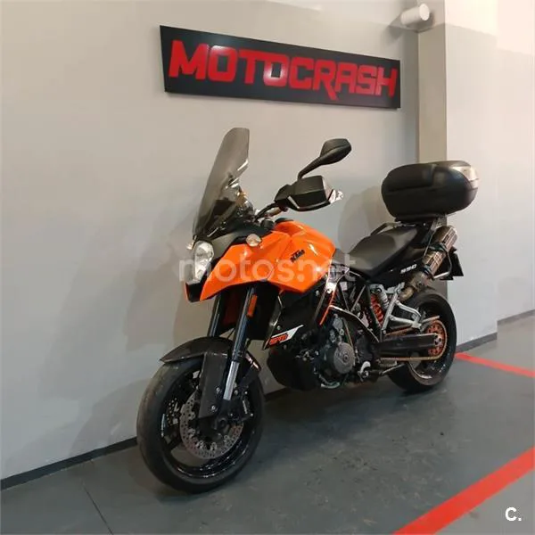 KTM 990 SM – Vista 6