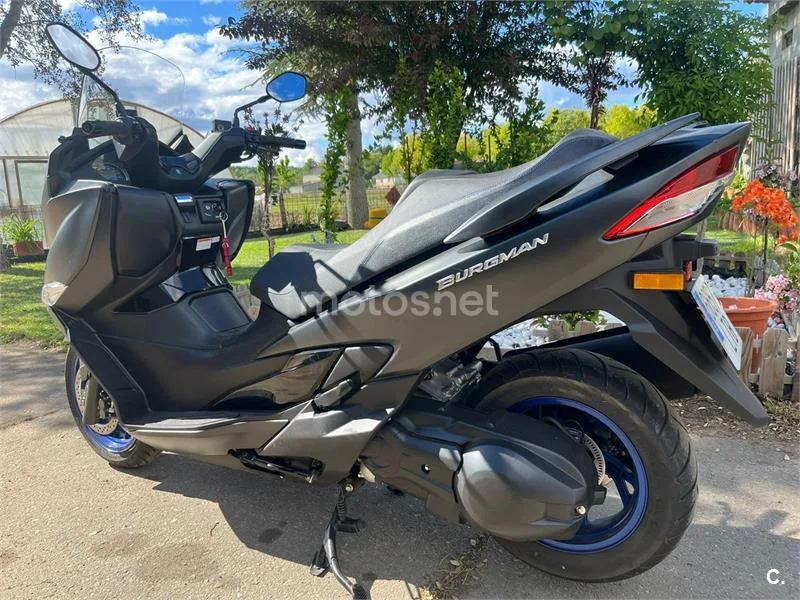 Suzuki Burgman 400 – Vista 3