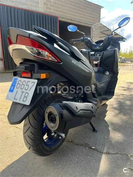 Suzuki Burgman 400 – Vista 5