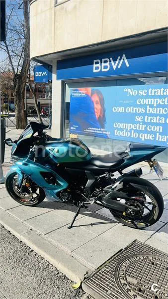 Yamaha R7 – Vista 5