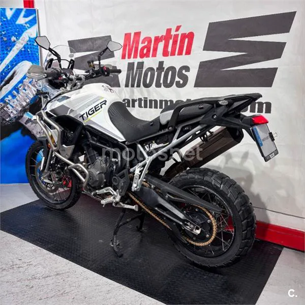 Triumph Tiger 900 – Vista 11