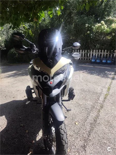 Ducati Multistrada 1260 Enduro – Vista 3
