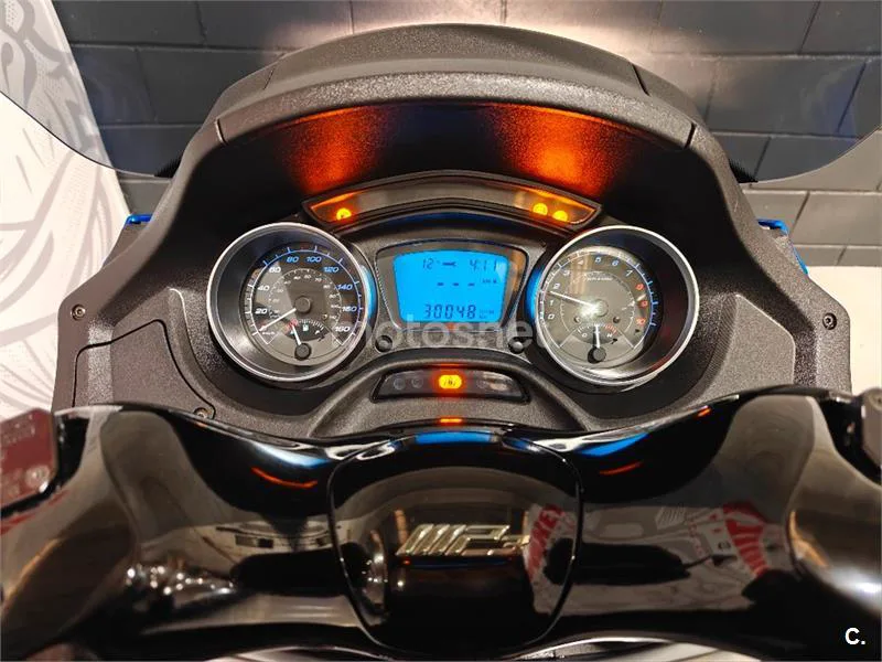 Piaggio MP3 500 LT Business – Vista 12