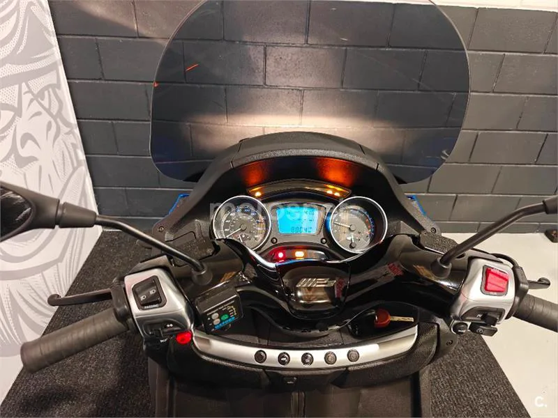 Piaggio MP3 500 LT Business – Vista 8