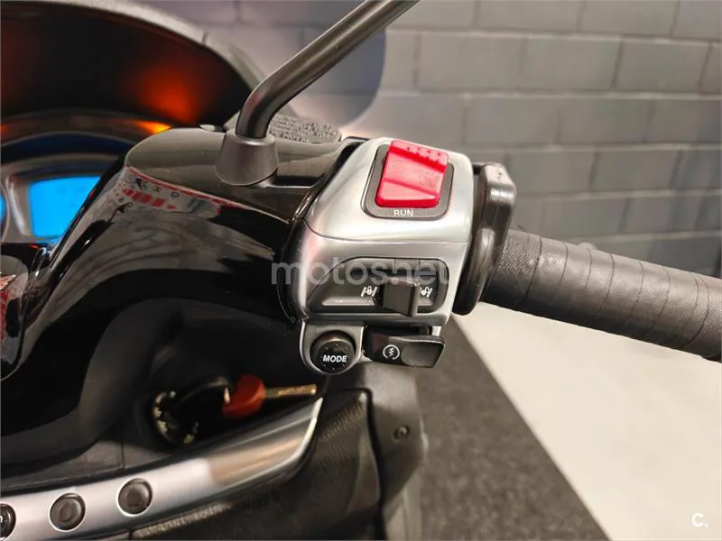 Piaggio MP3 500 LT Business – Vista 10
