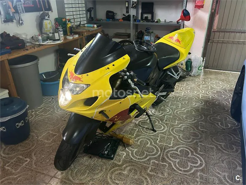 Suzuki GSX R600 – Vista 2