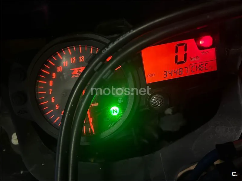 Suzuki GSX R600 – Vista 6